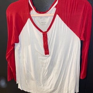 AEO 3/4 length T-shirt. Size M